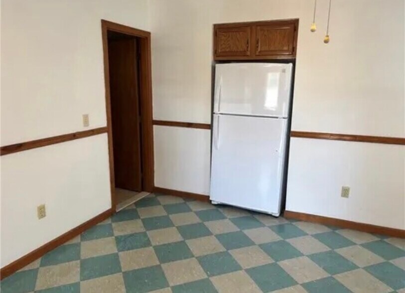 Building Photo - 95 Oakland Ave