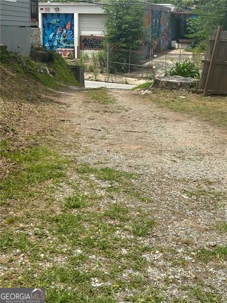 Building Photo - 757 Coleman St SW