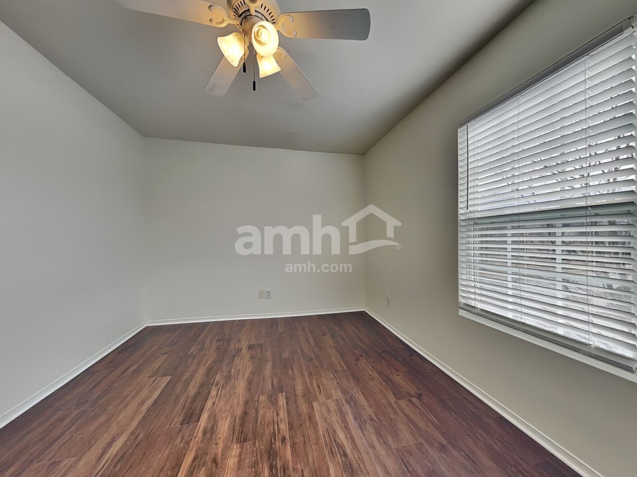 Building Photo - 4636 Meadowfield Rd