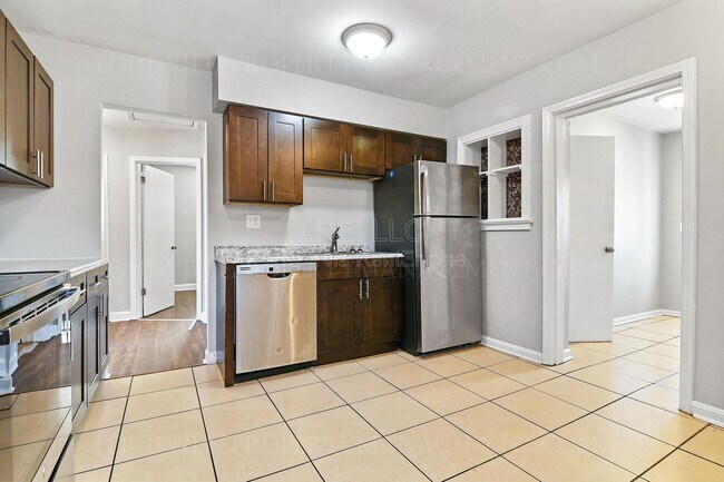 Building Photo - 4206 Laura Ave