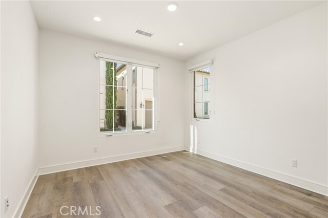 Building Photo - 148 Villa Rdg