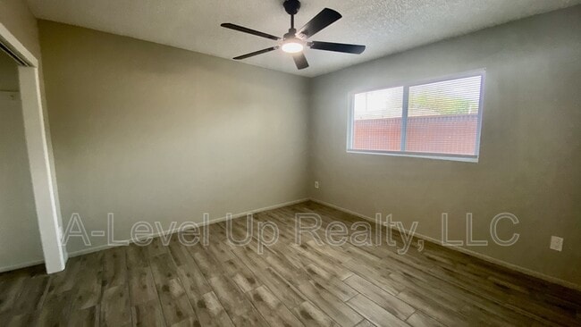 Building Photo - 5745 S Southland Blvd