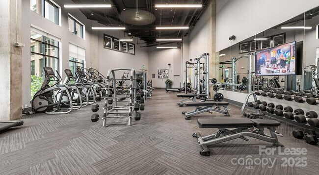 Building Photo - 145 New Bern St