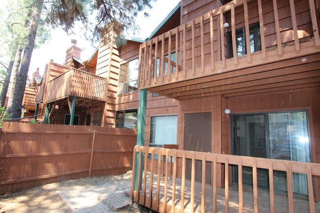 Building Photo - Bright 2BR Townhome in Boyington Heights | Private Balcony + Fenced Backyard