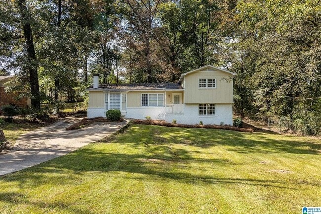 Primary Photo - 2344 3rd Way NE