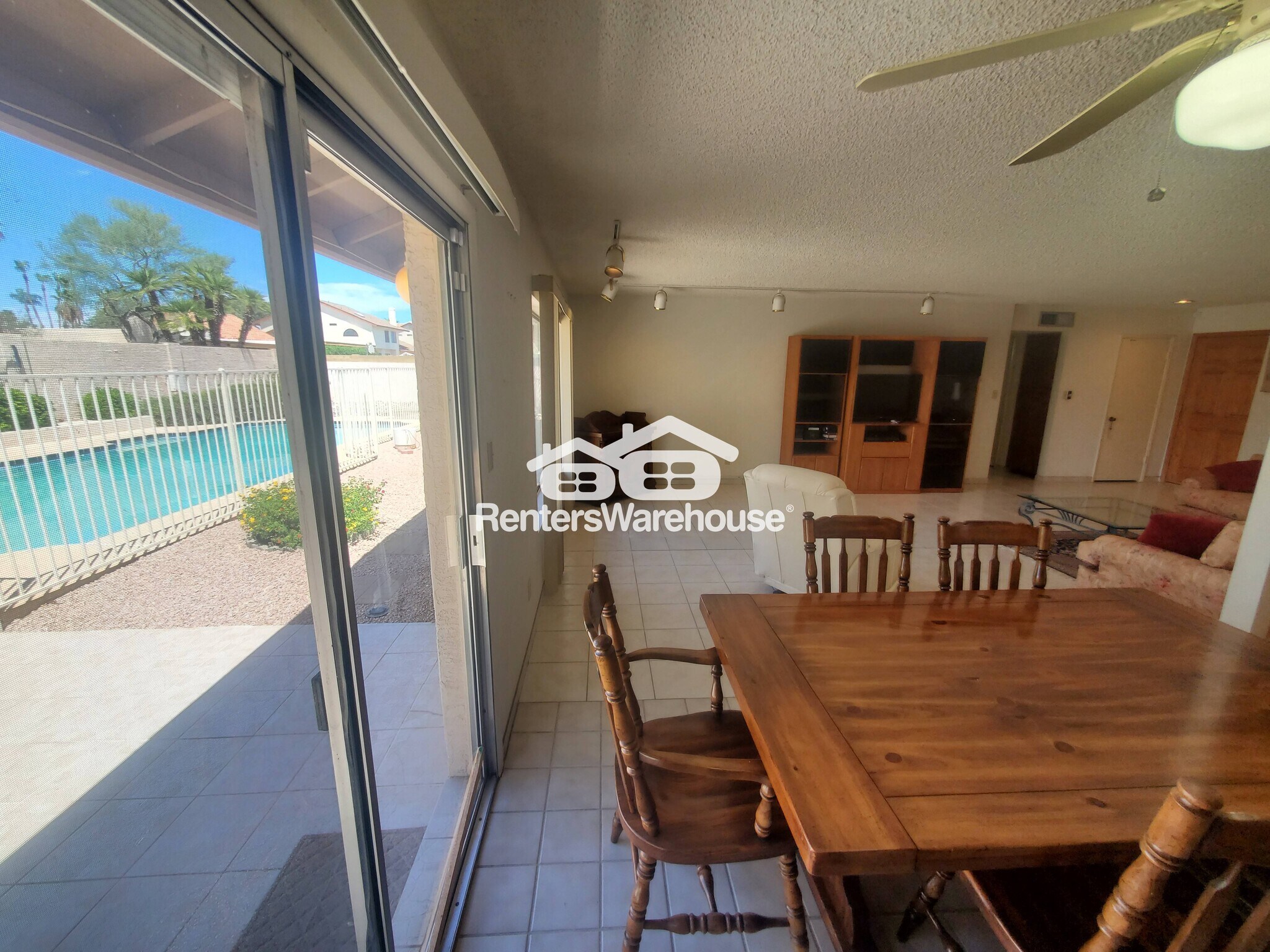 Building Photo - 5136 E Tierra Buena Ln