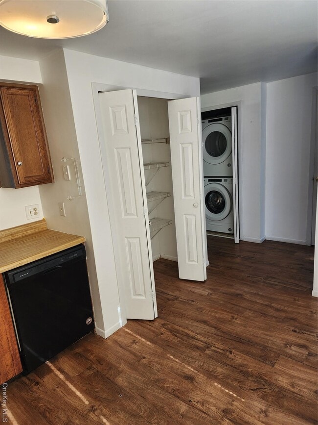 Building Photo - 3 Harbor Hill Ct