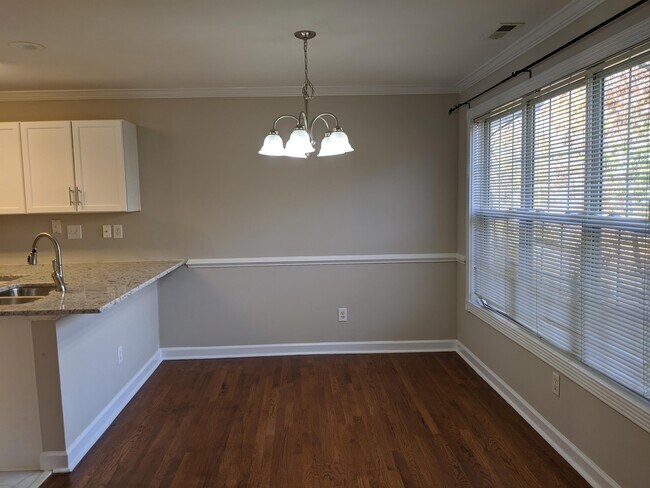 Building Photo - 130 Grande Meadow Way