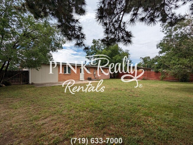 Building Photo - 123 Amherst St