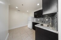 Building Photo - 3219 SW 141st Ave