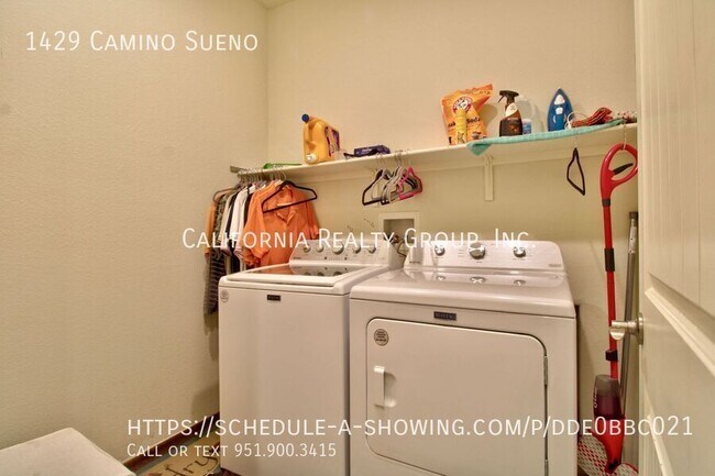 Building Photo - 1429 Camino Sueno