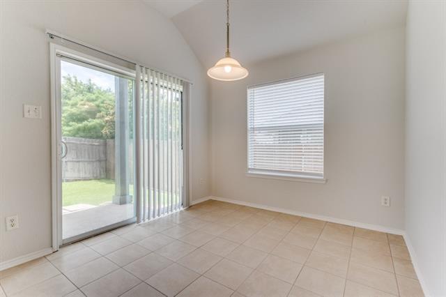 Building Photo - 3820 Denridge Ln