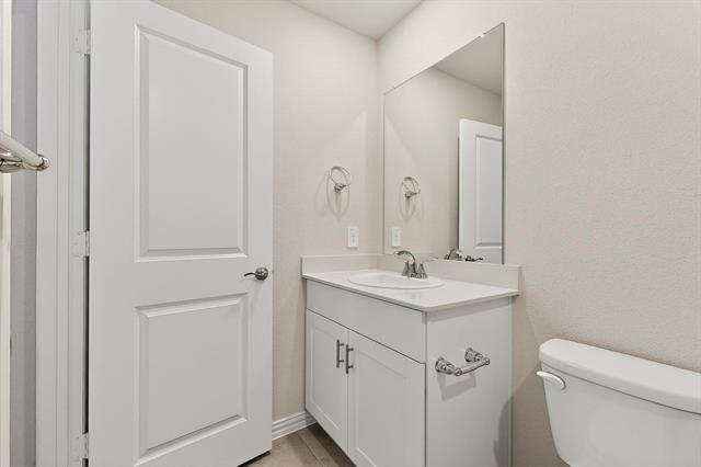 Building Photo - 504 Tidal Dr