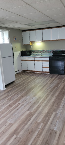 Building Photo - 117 Wilkes St