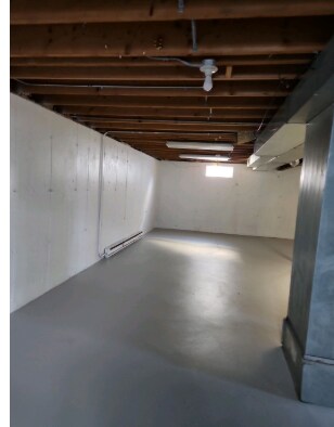 Building Photo - 2115 Joanna Ave