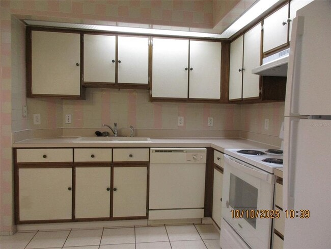 Building Photo - 1443 Coldwater Ct