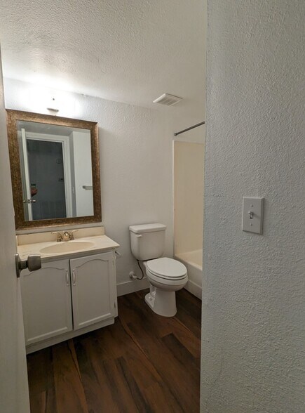Building Photo - 3220 Figler Ct