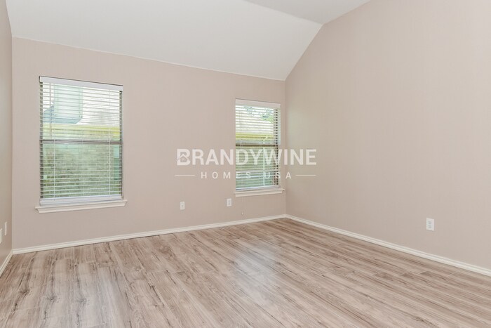 Building Photo - 1512 Trent Dr