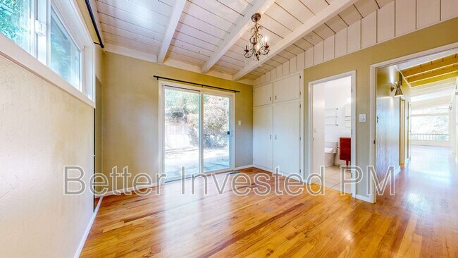 Building Photo - 4230 Mt Taylor Dr
