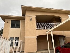 Building Photo - 413 Shiloh Dr