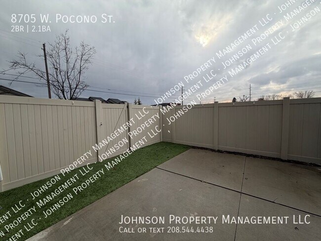 Building Photo - 8705 W Pocono St