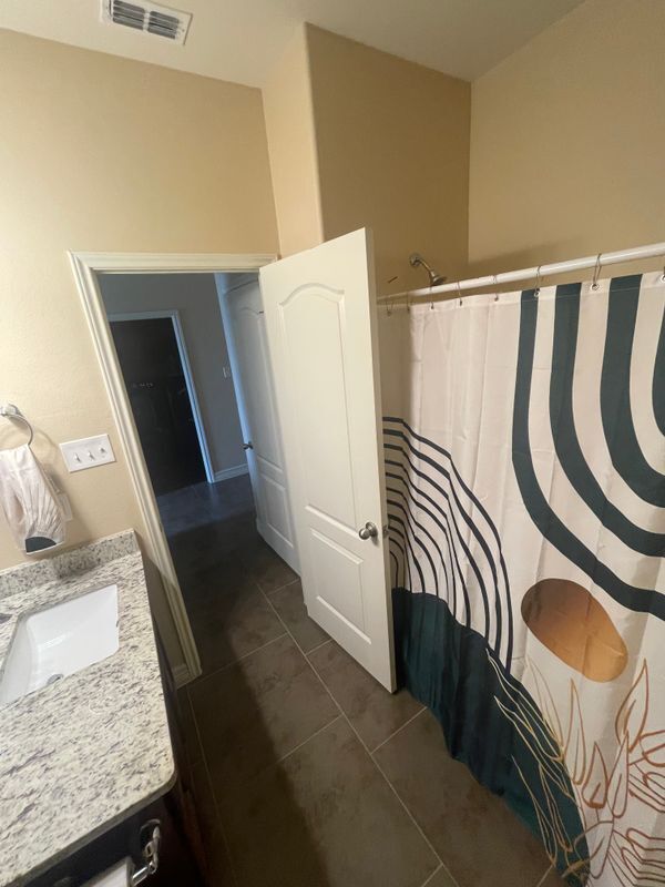 Building Photo - 7446 Seal Beach Ct