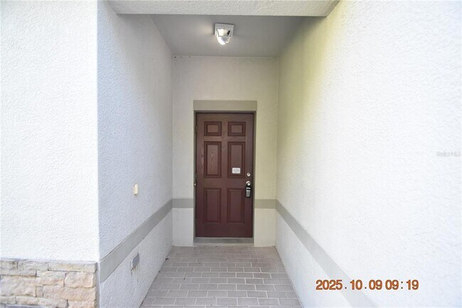 Building Photo - 1412 Main St