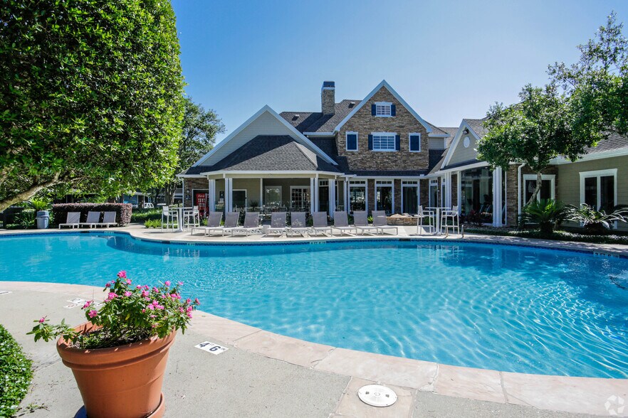 Building Photo - Grayson at Baybrook