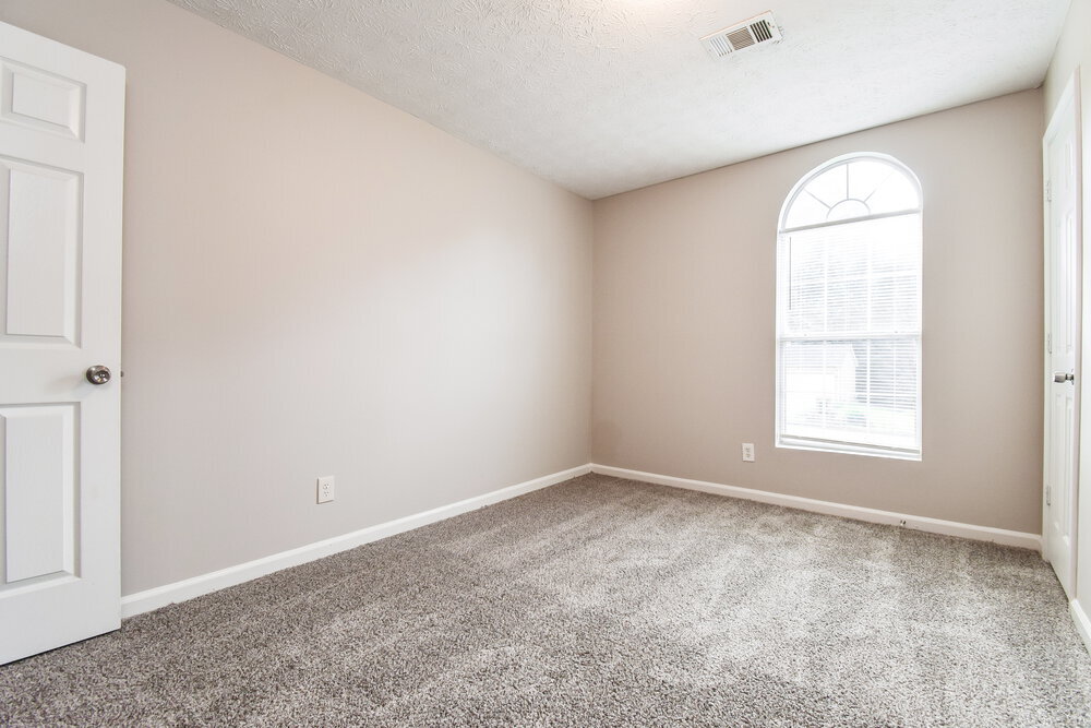 Building Photo - 1322 Sandybrook Ct