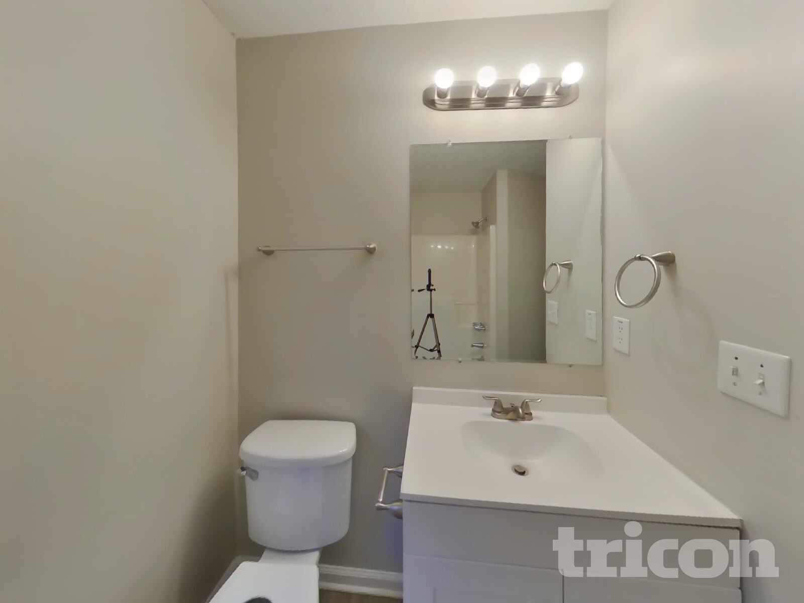 Building Photo - 1185 Mercury Dr SE