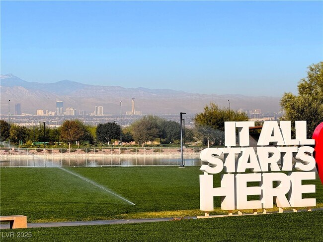 Building Photo - 724 Omaggio Pl