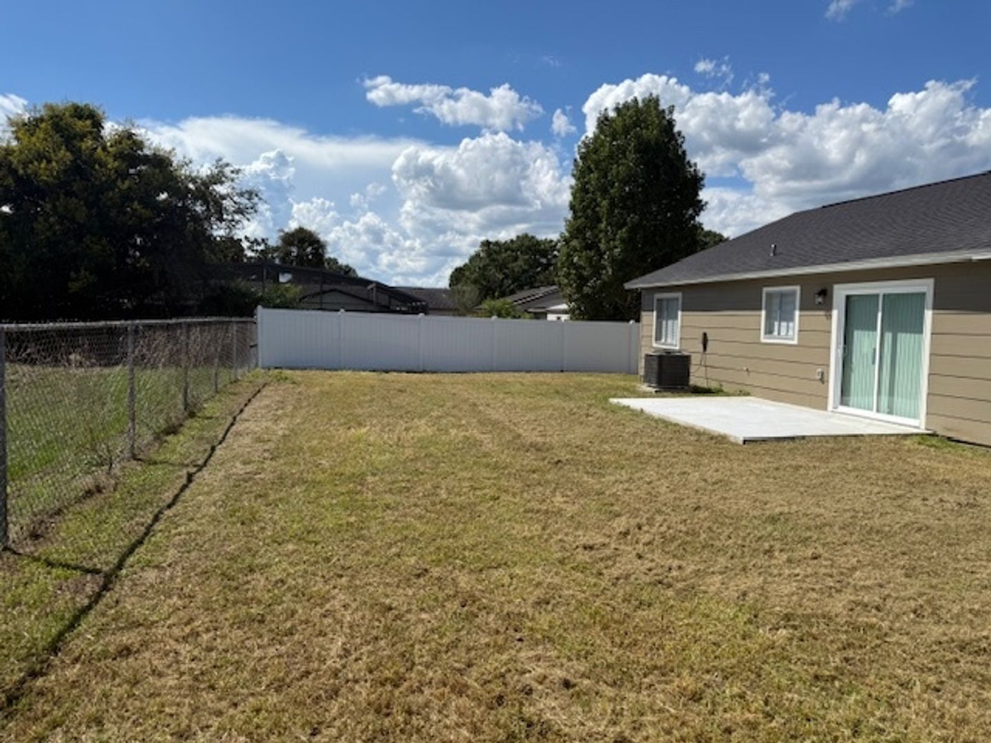 Building Photo - 1510 Massa St