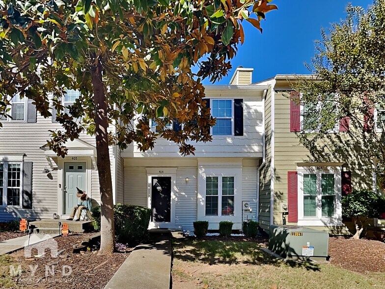 Primary Photo - 404 Wedgewood Way