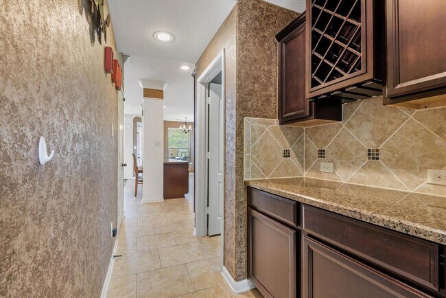 Building Photo - 9431 Copper Cove Ln