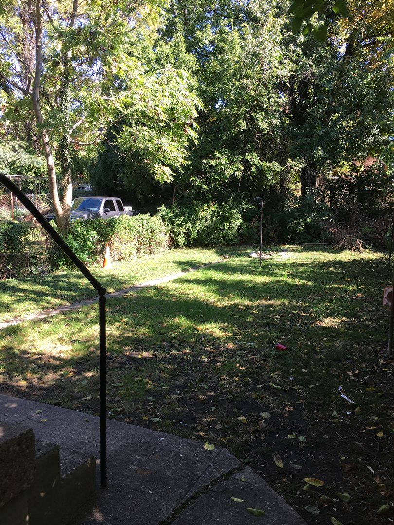 Building Photo - 2314 Ravine St