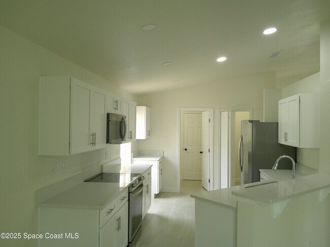 Building Photo - 4049 Wilkes Dr