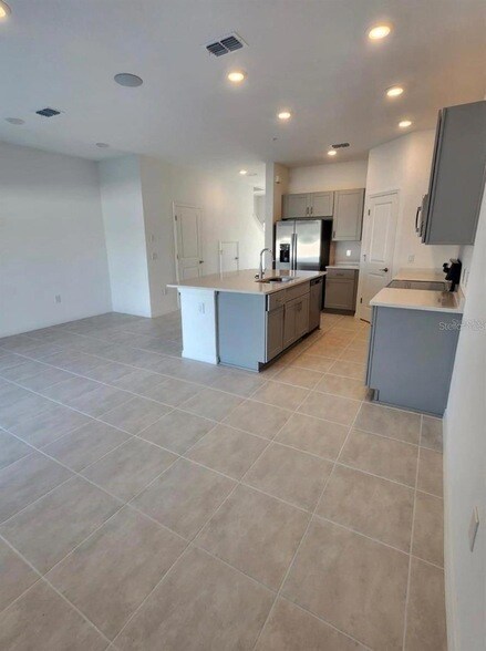 Building Photo - 4580 Calvary Wy