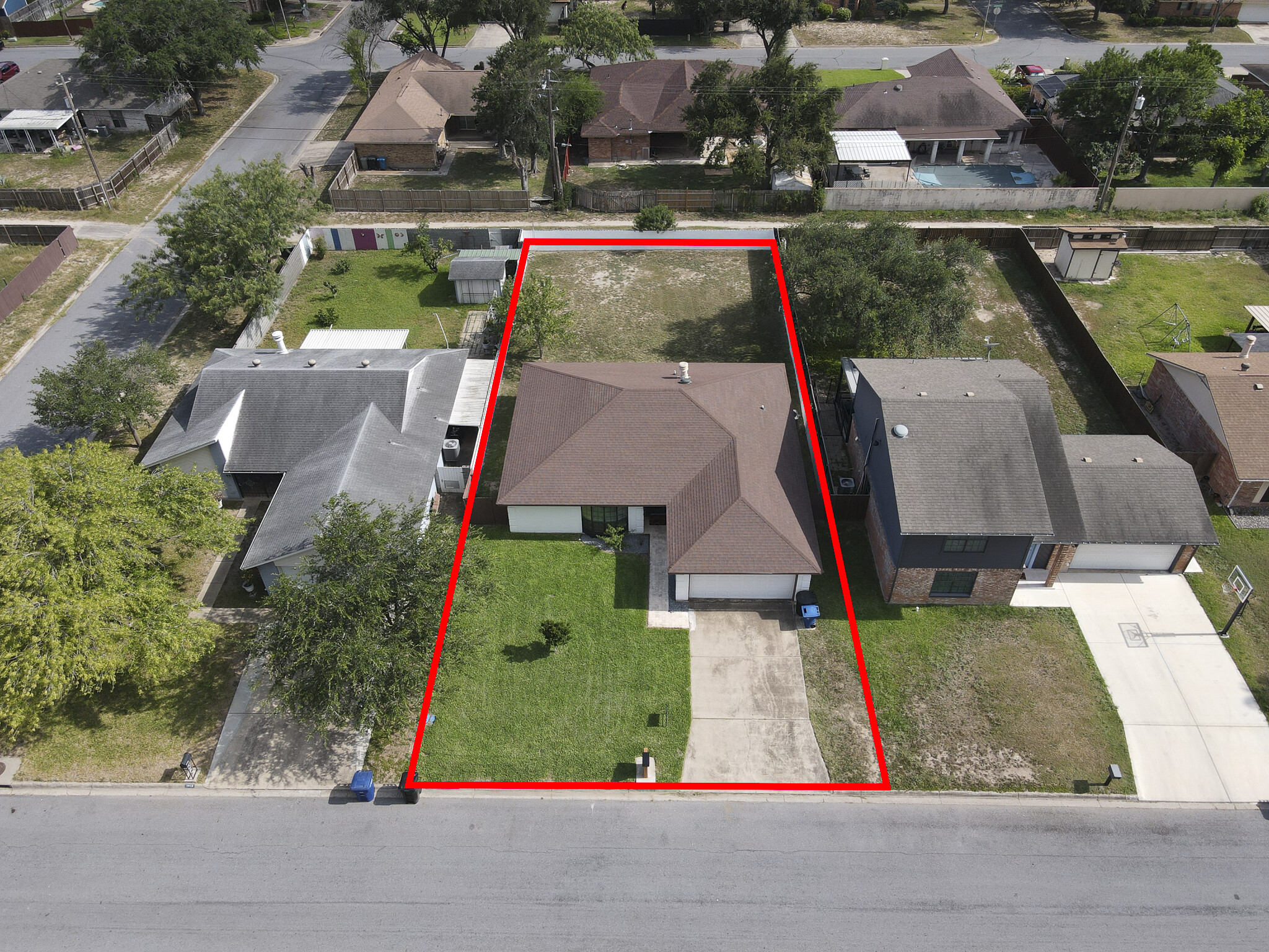 Building Photo - 1517 Robin Ave
