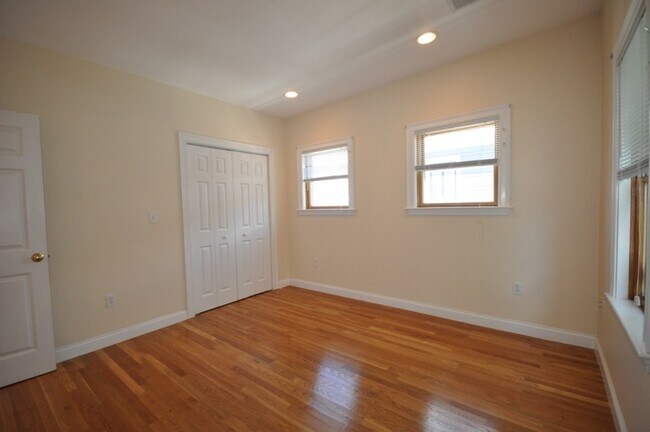 Building Photo - 34 Allston St