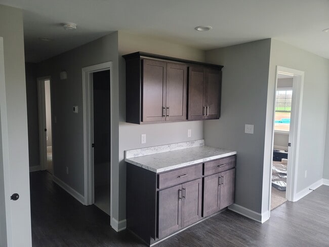 Building Photo - 101 Seabiscuit Ct