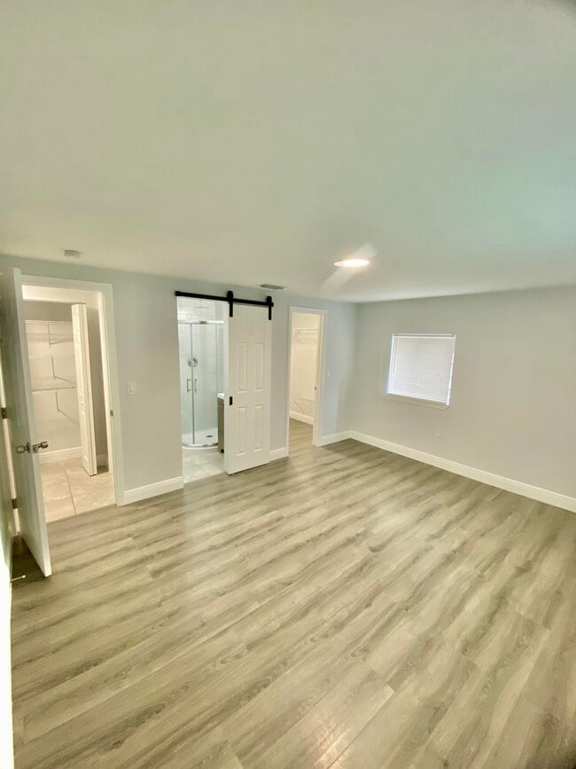 Building Photo - 4344 Mars Ave