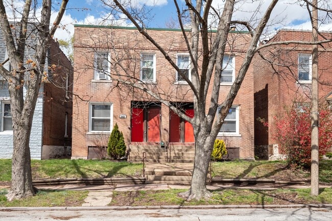 Building Photo - 3429-31 Juniata St.