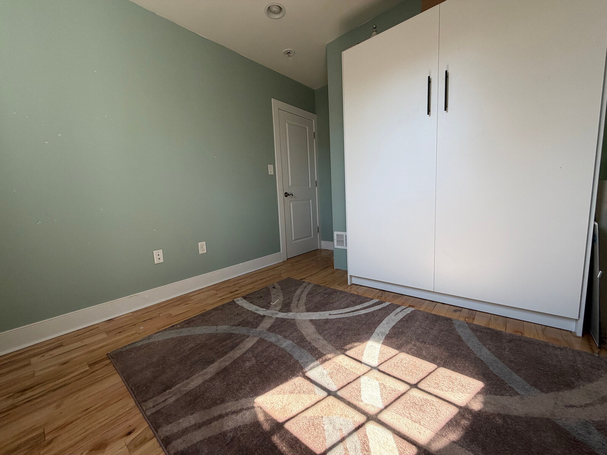 Building Photo - 3034 Baltz St