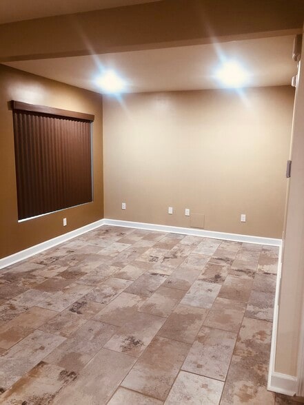 Building Photo - 203 E Dunklin St