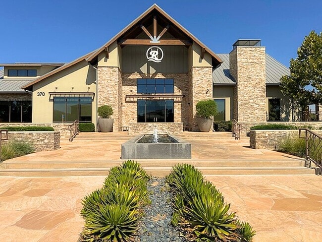 Building Photo - $2,390 Riverstone Community 3 Bd, Hwy 41 & Ave 12, Solar - Timberline Way, Madera