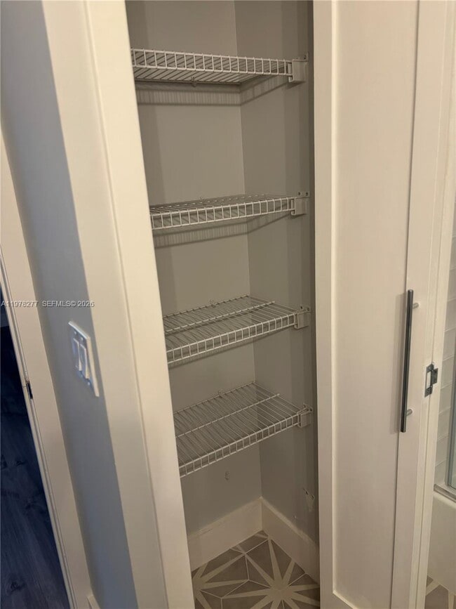 Building Photo - 6700 NW 114th Ave