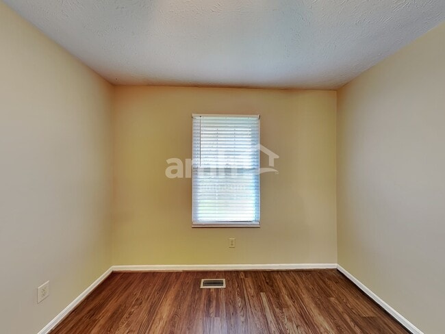 Building Photo - 4363 Squaw Valley Dr