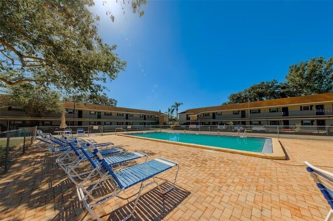 Building Photo - 9881 113th St N