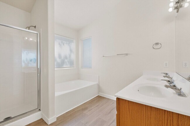 Building Photo - Charming 3-Bedroom Home in Northern Meadows – Spacious & Move-In Ready