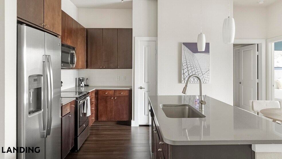 Building Photo - 3501 Ross Ave